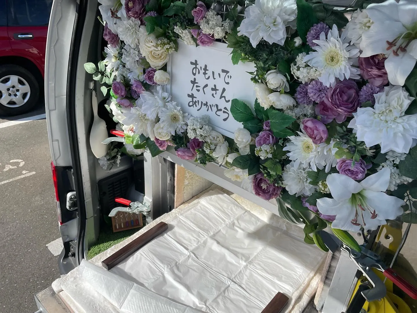 東京都武蔵村山市にてダックスちゃんのご火葬に伺いました。