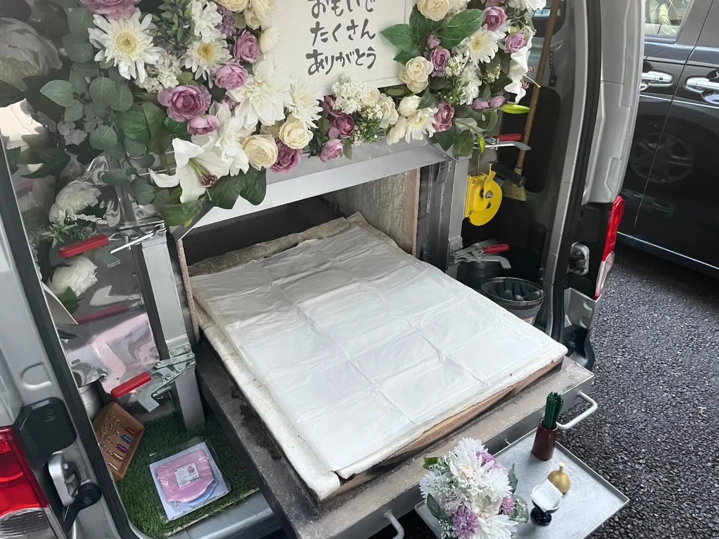 東京都武蔵村山市にてハムスターちゃんのご火葬に伺いました。
