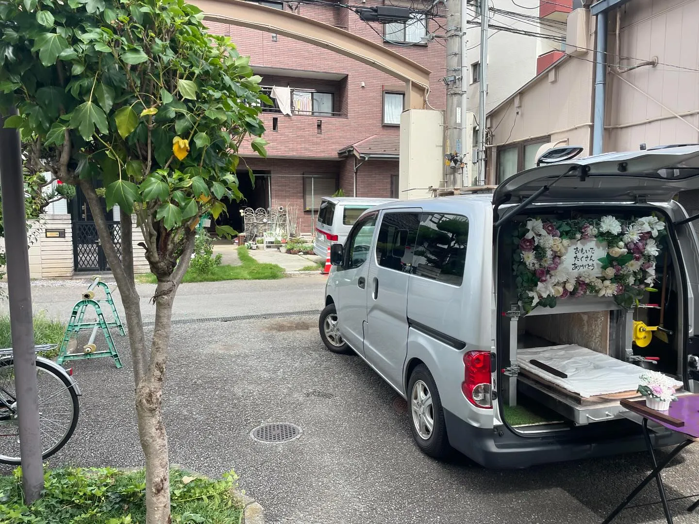 東京都立川市にてミニチュアダックスちゃんのご火葬に伺いました...