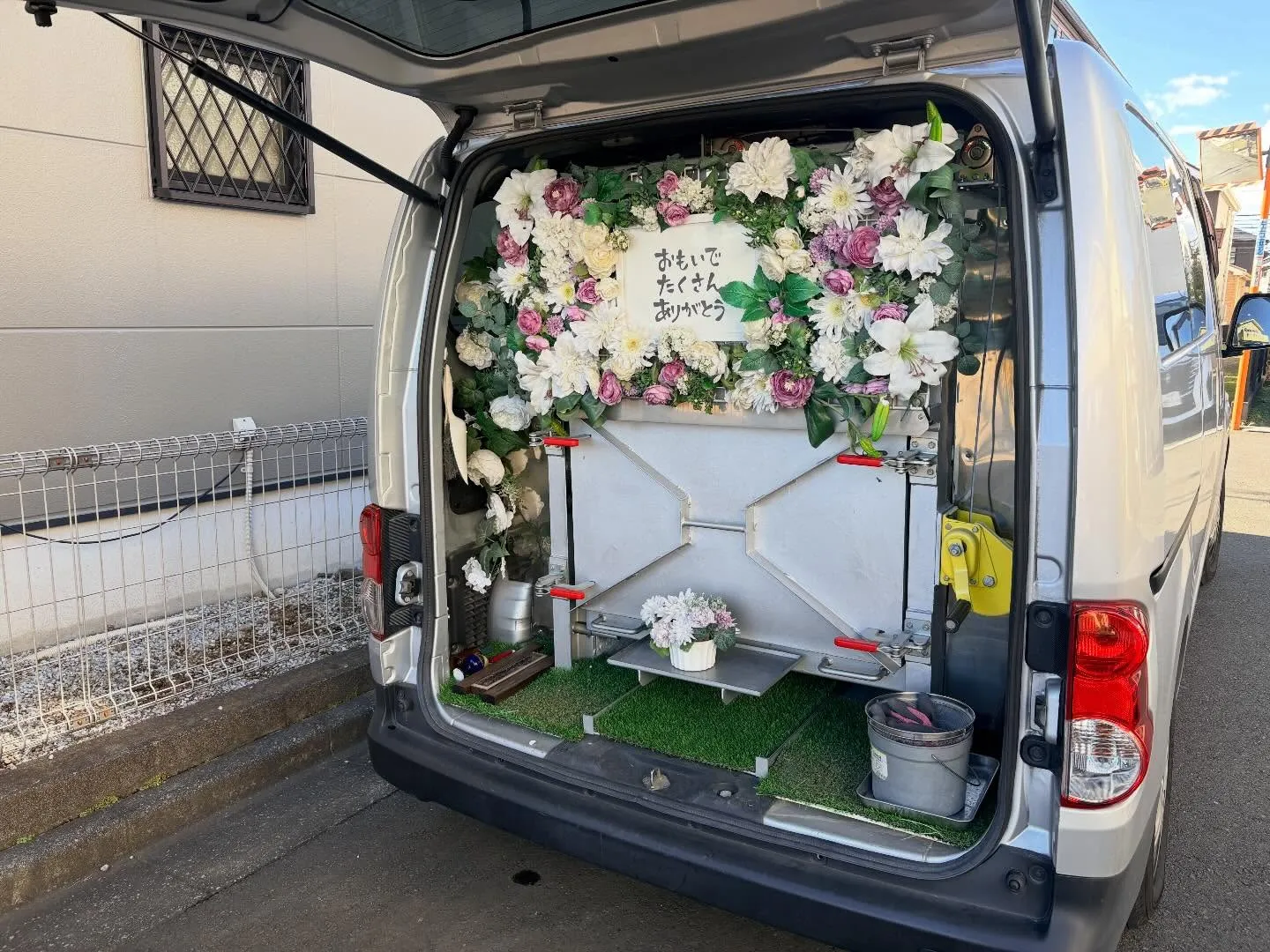 東京都立川市でオカメインコちゃんの火葬をお手伝いしました。