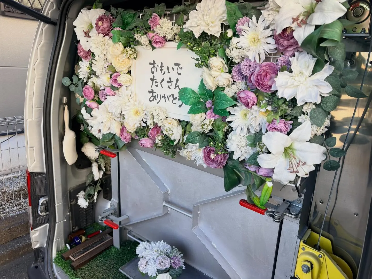 東京都立川市でオカメインコちゃんの火葬をお手伝いしました。